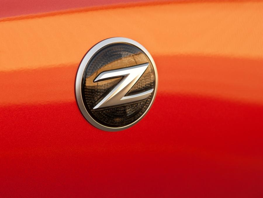  Nissan 370Z 2013 года  (фото 16 из 28)